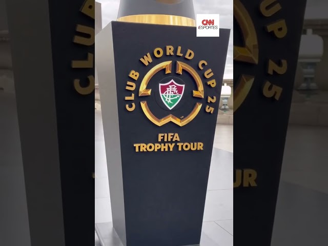 Fluminense leva taça do Super Mundial de Clubes para conhecer o Cristo Redentor | CNN ESPORTES