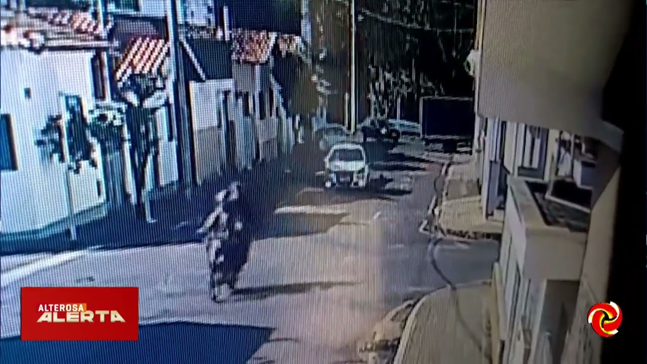 Flagrante: cão é atropelado em Andradas