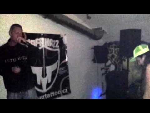 Fryci - Street Bar, Brno, Pravdive slova ft. Tha Colossus, 15.3.2014