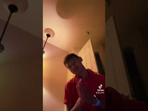 Udi Aayo Rani Chari Song