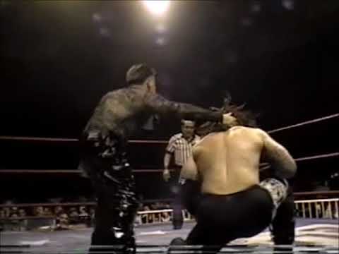 Vampiro/Damian 666/Rey Misterio Jr vs Halloween/La Parka/Rey Misterio (Tijuana October 26th, 2001)