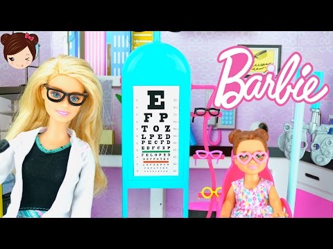 Barbie Quiero ser Oculista - Muñeca Doctora Barbie Examina a Chelsea - Eye Doctor Video