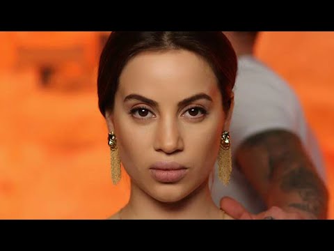 Ezo ''Kimdir'' Özel