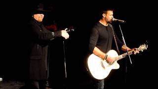 Montgomery Gentry: Merry Christmas From The Family