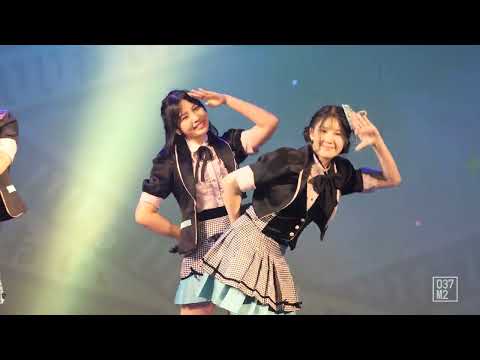 220122 CGM48 Kaning - Chiang Mai 106 @ BNK48 x CGM48 POP UP Mini Concert [Fancam 4K 60p]