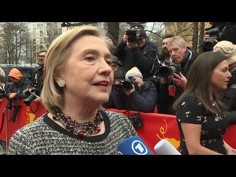 Hillary Clinton präsentiert die "Wahrheit" über ihr Leben | AFP