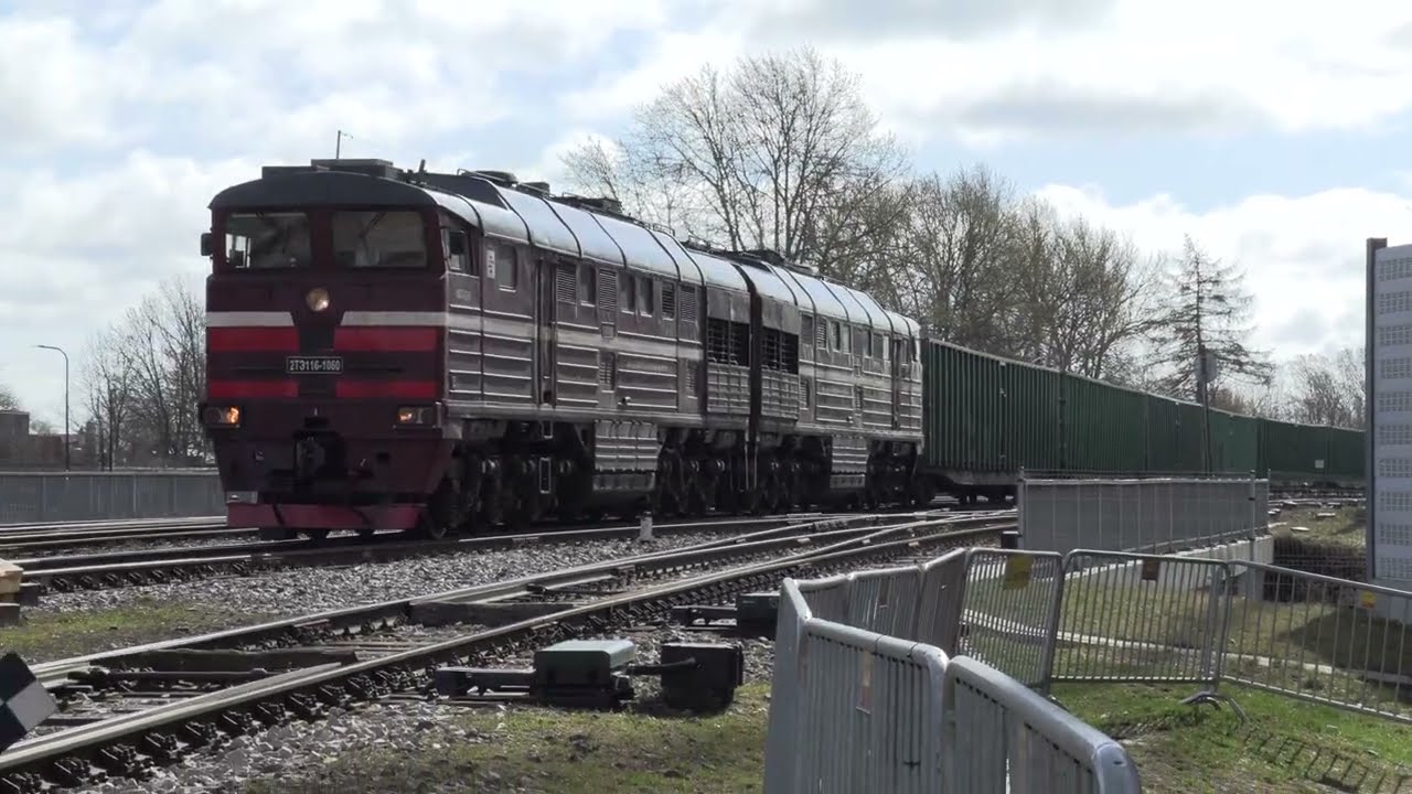 Тепловоз 2ТЭ116-1060 на ст. Тарту / 2TE116-1060 at Tartu station