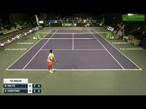 Aslan Karatsev hits the worst second serve ever!