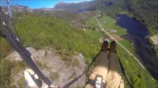 preview picture of video 'Paraglidertur i Norddalsfjord.'