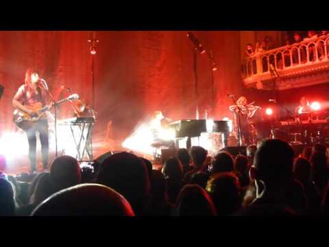 Birdy Wild Horses - Live Paradiso Amsterdam 2016