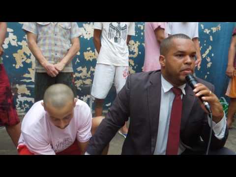 vídeo de Libertação assustador dentro do presídio. pastor vanderson trovão