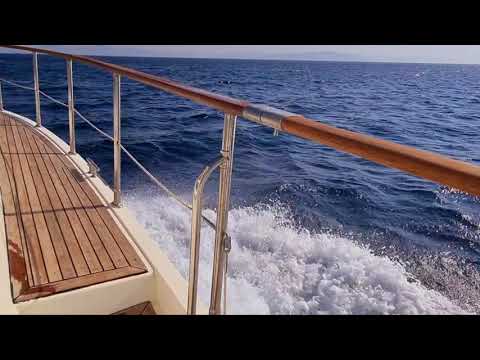 TRADER 535 MOTOR YACHT TRAVEL IN GREECE