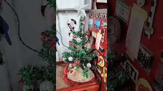 Got That Christmas Spirit Even At Work