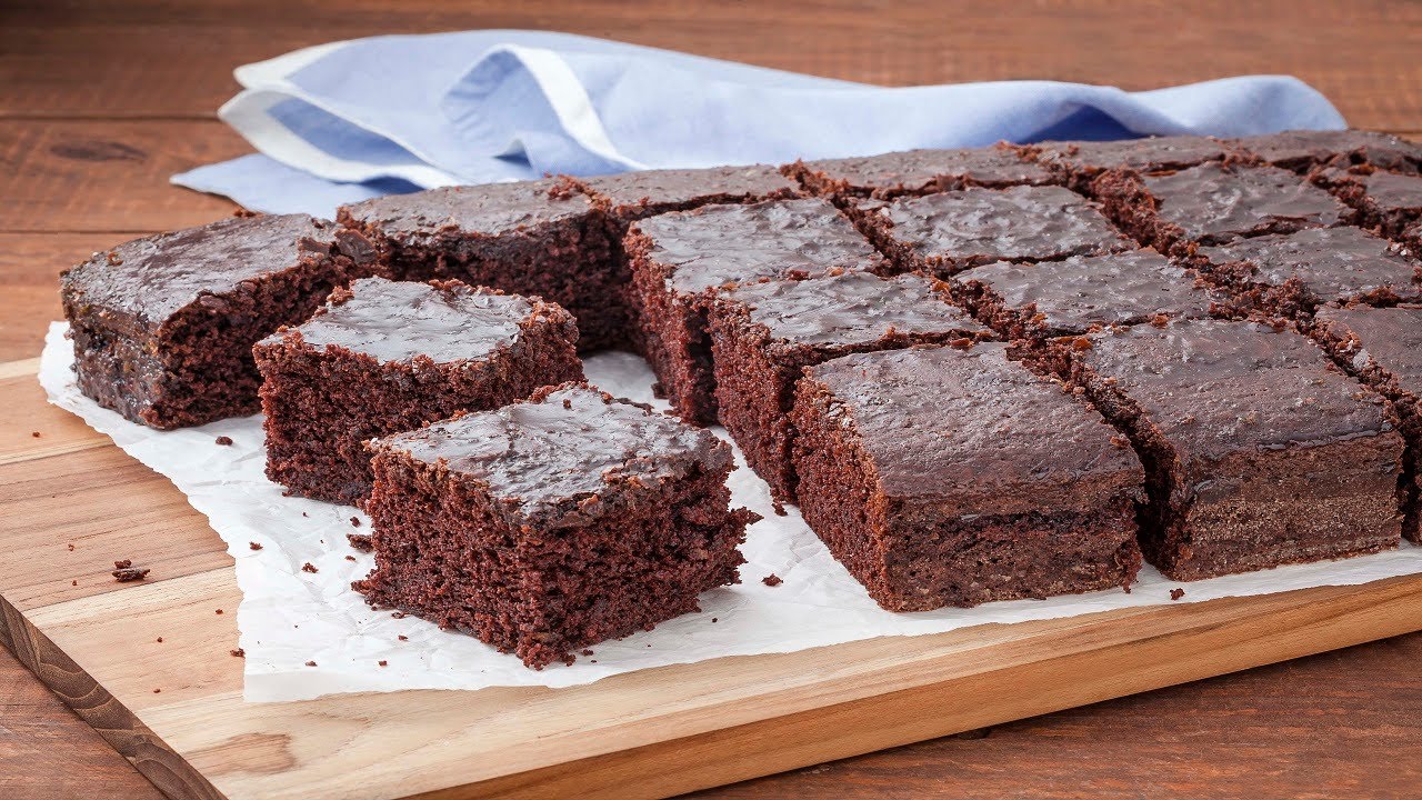 Bolo de Chocolate, simples, de liquidificador, com água