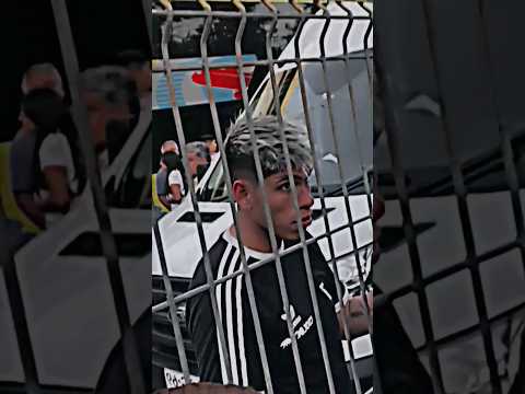 INVITEN MINAS RICAS! SE MOLESTO CARLOS PALACIOS🤯 #carlospalacios #colocolo #chile #seleccionchilena