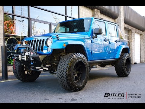 Jeep Wrangler with 20in Black Rhino Glamis Wheels