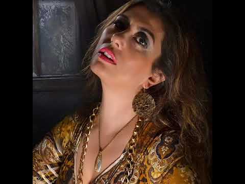 Fatoş İncegüzel  FELEK VURUYOR DOSTUM SEN NE DERSEN DE