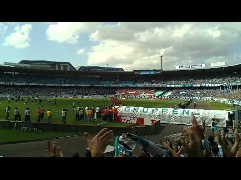 Ronaldinho Gaúcho entrando em campo - Grêmio 4 x 2 Flamengo