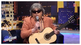 Feliciano canta &quot;Brindemos por ella&quot; en el Show de Carlucho