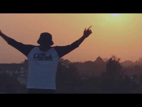 Saint Yowzha - Enggan Jemu [[fficial Music Video]]