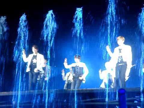SUPER JUNIOR A-CHA - LIVE SMTOWN JAKARTA 220912
