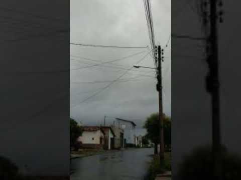céu de chuva em Simplício Mendes Piauí em 3 de janeiro de 2026