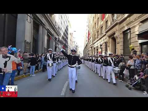 Glorias Navales 2025: Escuela Naval Arturo Prat Inicio Pasacalle por Valparaiso 21 de Mayo 2025