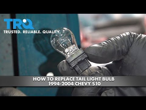 How to Replace Tail Light Bulb 1994-2004 Chevy S10