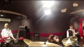 捜査系ロックバンド　探偵壊れ屋　スタジオ練習風景
