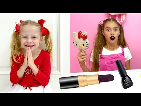 Stacy y Nastya fingen jugar con una casa de juegos mágica