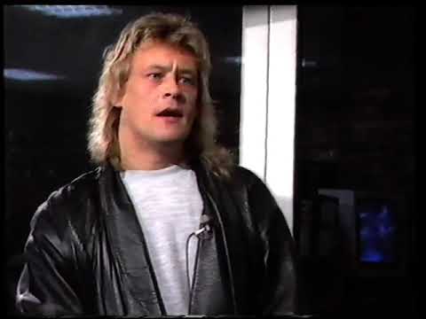 Bad Company - 1986 Brian Howe interview + This Love video (Power Hour Music Box)