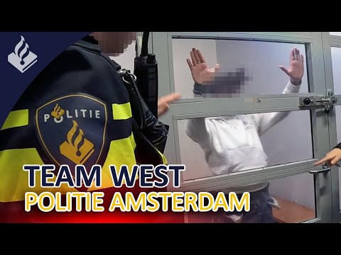Politie | Amsterdam Nieuw-West | Aanrijding op de A10 |  Winkeldiefstal | Aanhouding verzet