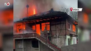 Düzcede İki Katlı Ev Alev Topuna Döndü
