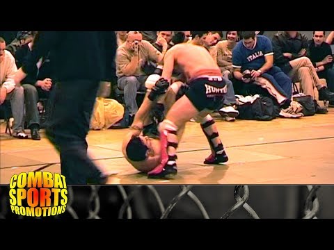 Ross MacKenzie vs Paul Holmes - MMA Fight - QUICK GUILLOTINE!
