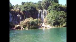preview picture of video 'Wodospady Kravica(Kravica Waterfalls) BiH'