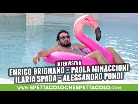TUTTA UN'ALTRA VITA | Enrico Brignano, Paola Minaccioni, Ilaria Spada e Alessandro Pondi
