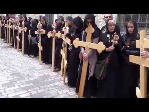 Srbski Krstovi u ulici Bola, Veliki Petak 2015.