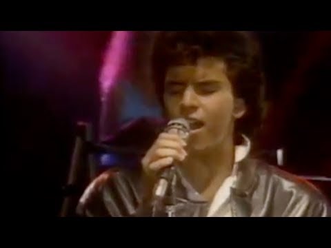 Glenn Medeiros - Lonely Won't Leave Me Alone (Official Music Video)