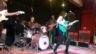 Erja Lyytinen "Dust My Broom"  The Stormy Monday Club, Bull's Head, Barnes,  London.  04.02.13