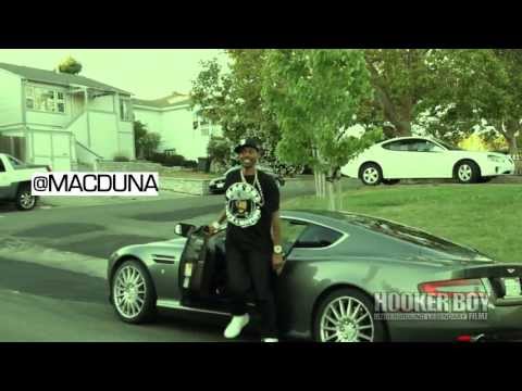 MAC DUNA SHOWING OFF IN HIS ASTON MARTIN WIT YO GOTTI IN THE CREST SIDE(MAC DRE HOOD)