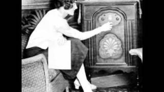 Bunny Berigan Connee Boswell - In A Little Second-Hand Store