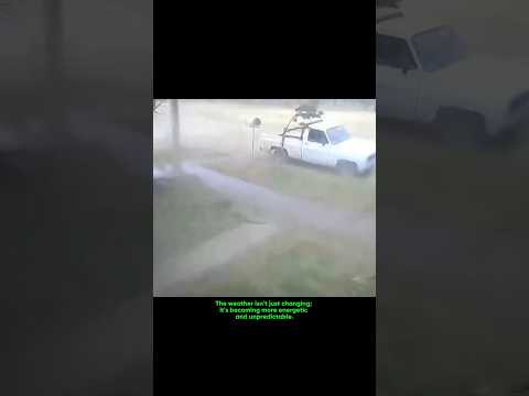 Wind Impact in La Pampa 🇦🇷A sudden, violent storm struck General San Martín.