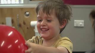 Kid Experiments | Static Electricity Experiment