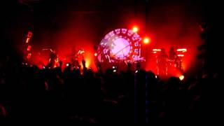 Intro Shaka Ponk Quéven 28/01/2012