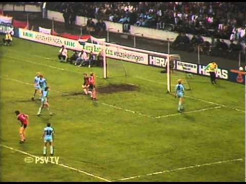 PSV - Utrecht (KNVB beker, 21 mei 1985): 2-2