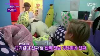 Download lagu WANNA ONE Jihoon 'cries' when Jinyoung knocks down his favorite stuffed animal mp3