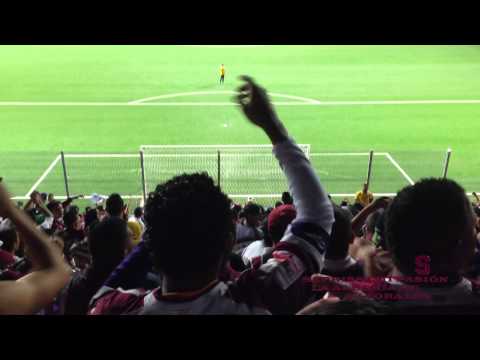 "Yo te sigo" Barra: Ultra Morada &bull; Club: Saprissa &bull; País: Costa Rica