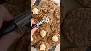 Download lagu Soft and chewy Carrot Cake Cookies 🥕 topped with a delicious cream cheese frosting! mp3