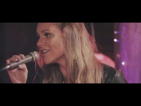 Trevoah feat. Claus & Vanessa - Te Espero Ao Anoitecer [DVD Acústico Abraço Grátis]