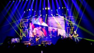 Corey Hart sings Everything In My Heart at Bell Centre Montreal 2014